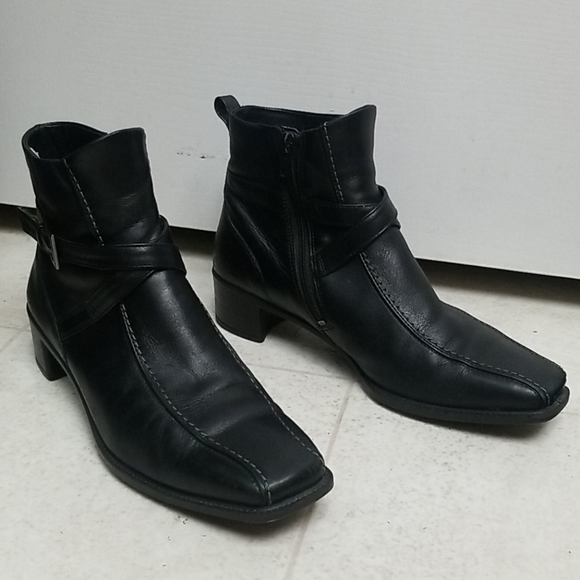 ecco black ankle boots